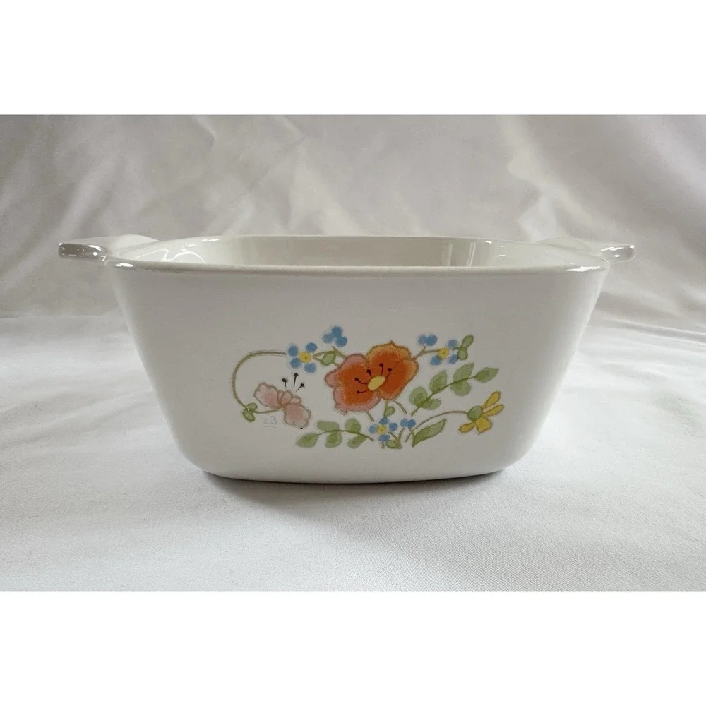 Corning Ware Vintage Wildflower 2 3/4 Cup 700 mL‎ Petite Casserole Dish No Lid